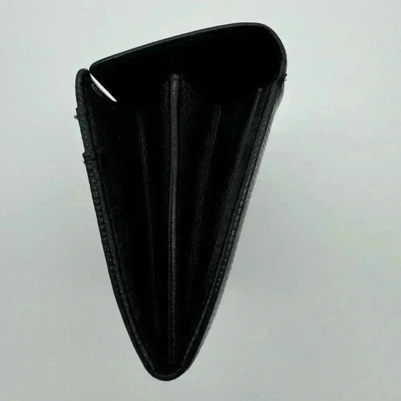 LOUIS VUITTON Epi Sarah Wallet - Picture 6 of 7